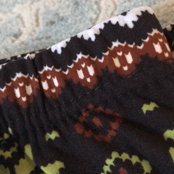 *HOLIDAY SALE* Leggings - Xmas Tree Ultra Soft - Picture 4 of 5